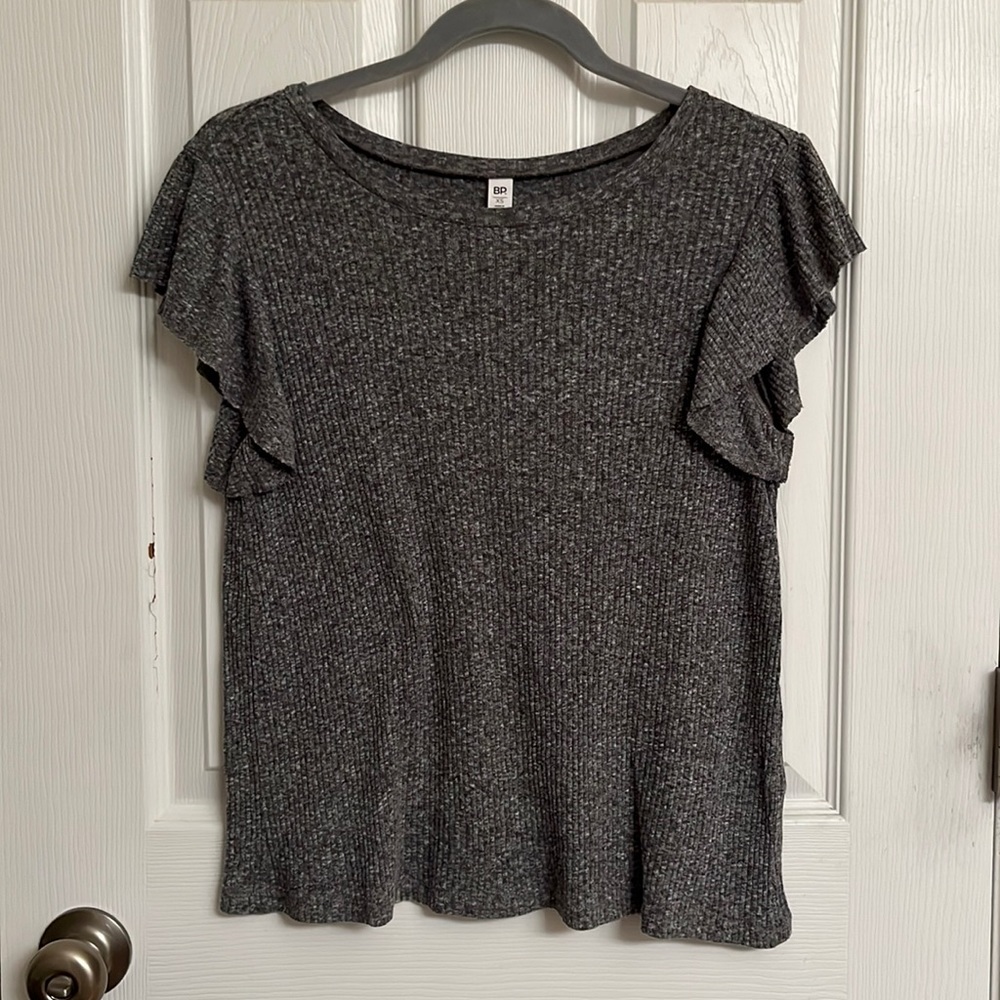 bp Gray Ruffle Cap Sleeve Super Soft Ribbed Crew Neck Top Polyester-Blend XS